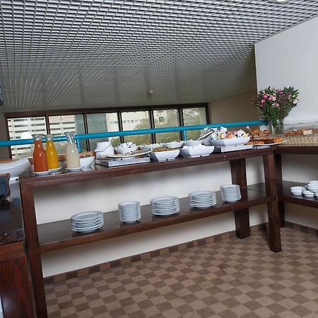 Apropo Hotel Рамат Ган Екстериор снимка